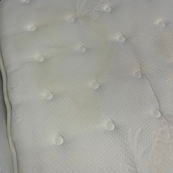 Lova Yatakta Garanti Kapsamında Sarımsı Leke Sorunu