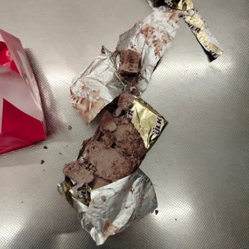 Aldığım Üründe Parçalanma Ve Renk Solması Sorunu