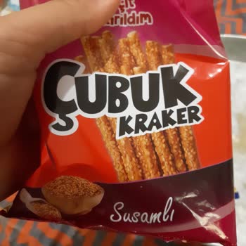 Susamlı Krakerde Susam Neredeyse Yok