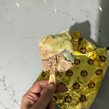Tarihi Geçmemiş Üründe Kötü Koku Ve Hayal Kırıklığı