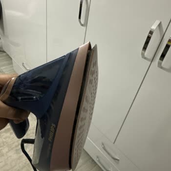 Philips Azure 8000 Ütü Ucu Kolayca Kırıldı, Kıyafetlerim Zarar Gördü