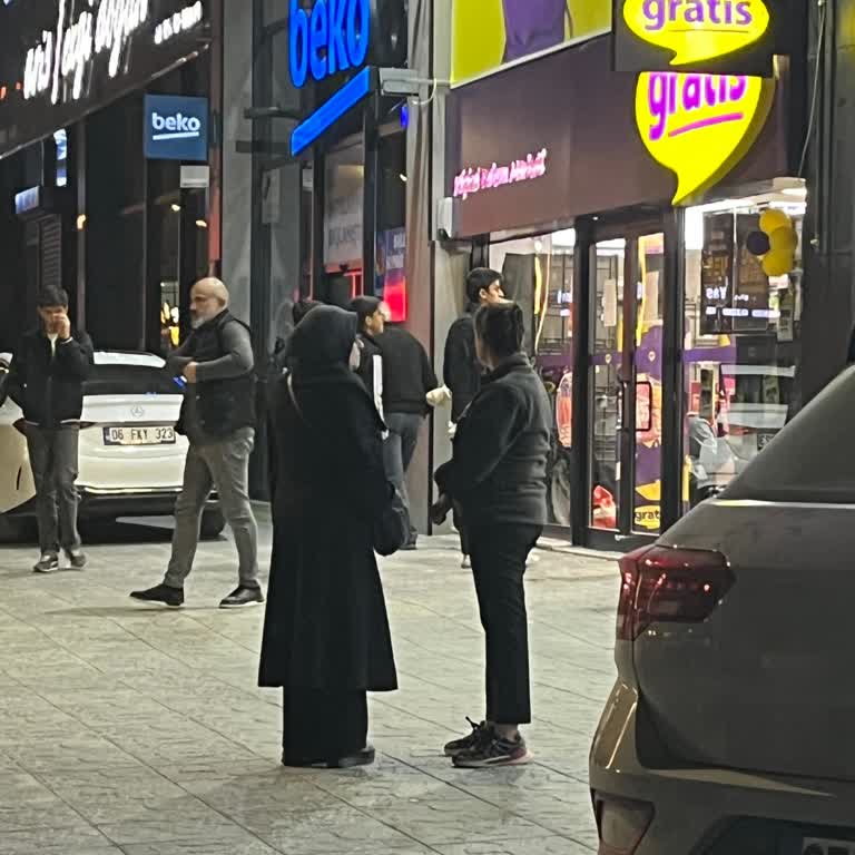 Mağaza Kapanış Saatinden Önce İçeri Alınmadım Mağdur Edildim