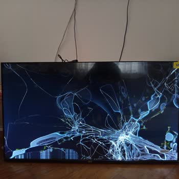 Kırık Televizyon Ve Yetersiz Müşteri Hizmeti: Mağduriyetim Giderilmedi