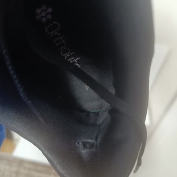 Kısa Sürede Yırtılan Ayakkabı İçin İnceleme Ve Değişim Talebi