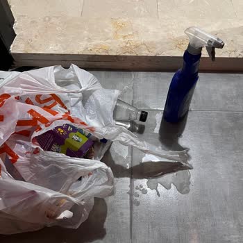 Çamaşır Suyu Gıdalarla Karıştı, Sağlığımız Tehlikeye Girdi!