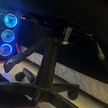 Hawk FAB V4 Oyuncu Koltuğu Alt Mekanizması Arızası Ve Parça Değişim Talebi