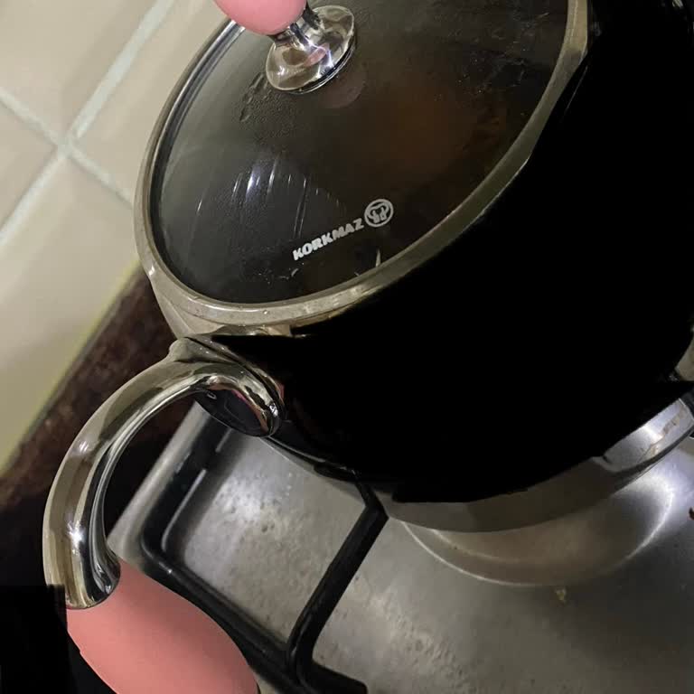 Korkmaz Mutfak Eşyaları Ürünlerinde Tutma Kulpunda Ciddi Tasarım Hatası