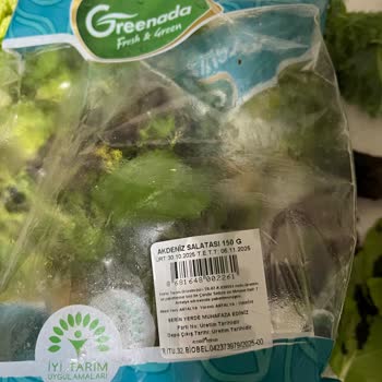 Aldığım Akdeniz Salatası Bozuk Ve Kirli Çıktı Sürekli Aynı Sorun Yaşanıyor