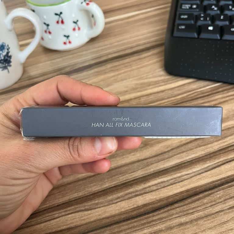 Satın Aldığım Maskara Çıkmıyor Ve Cilde Yapışıyor