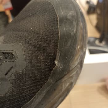 Garanti Kapsamındaki Ayakkabımın Yırtığı İçin Değişim Talebim Reddedildi