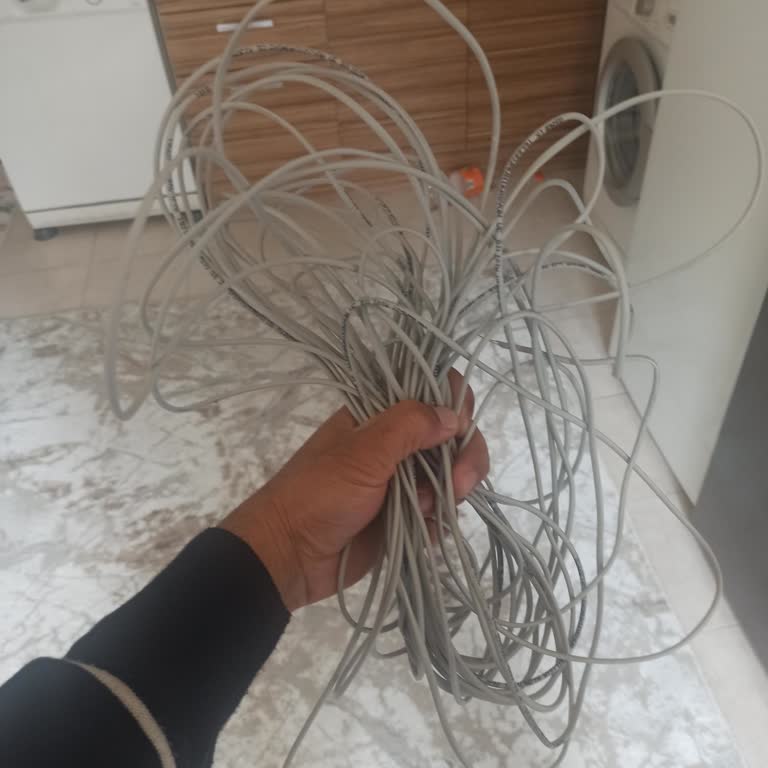 Bağlanmayan İnternet İçin Fatura Gönderilmesi Ve Müşteri Hizmetlerine Ulaşılamaması