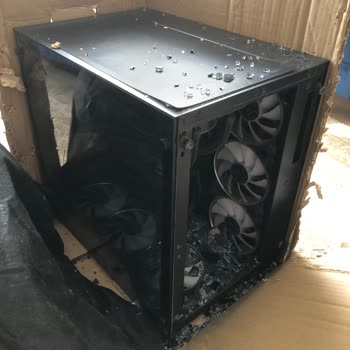 Kargo Teslimatında Bilgisayarım Parçalandı, Mağdur Edildim!