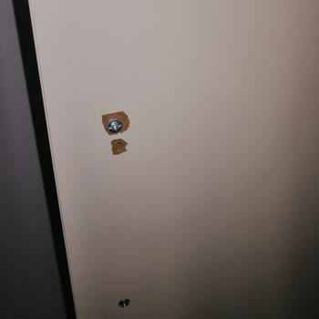 Bng Mobilya Montaj Sırasında Hasar Gören Gardırop Kapakları İçin Aylarca Çözüm Sunulmadı!