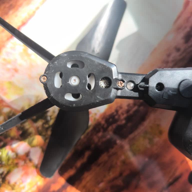 Corby Drone'un Motor Dişlisi Hızla Aşındı, Yedek Parça Bulamıyorum