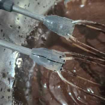 Homend Mikserin Çırpıcı Ucu Kırıldı, Müşteri Hizmetlerine Ulaşılamıyor