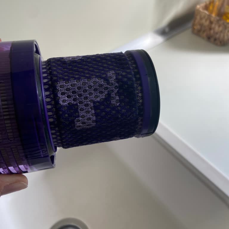 Dyson V12 Sürekli Filtre Uyarısı Veriyor, Verimli Kullanım Engelleniyor