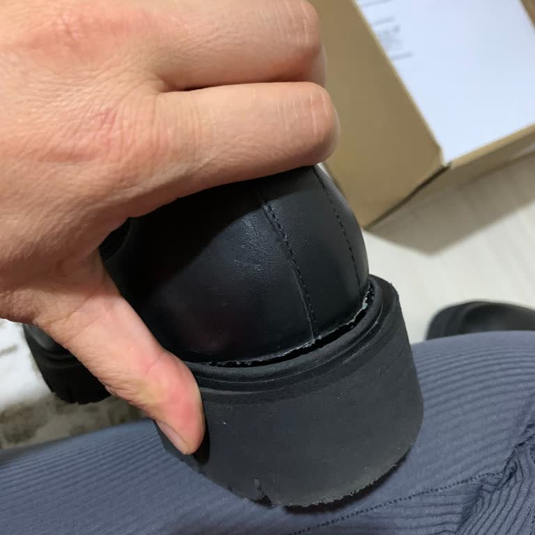 Yeni Alınan Botun Topuğunda İlk Haftada Deformasyon Ve İade Reddi Mağduriyeti