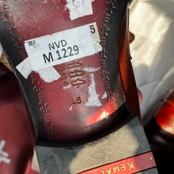 Kemal Tanca Satın Aldığım Ayakkabının Tabanı Açıldı, Mağazadan Çözüm Alamadım!