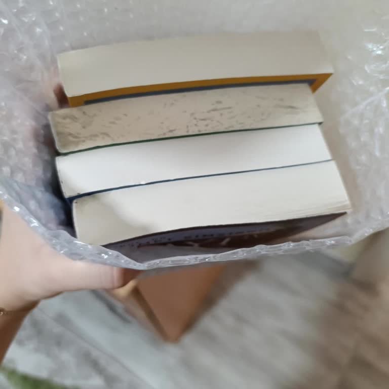 Hasarlı Kitaplar Ve Eksik İade Ücreti Nedeniyle Mağduriyet Yaşadım