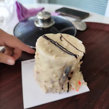 Bayat Ve Bozuk Pasta Nedeniyle Hayal Kırıklığı, İade Talebim Var