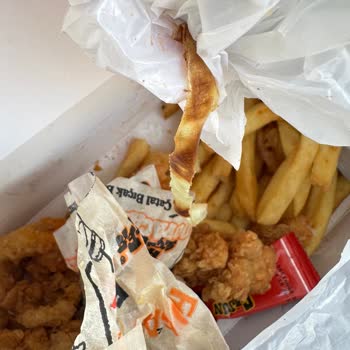 Siparişimde Plastik Parçası Ve Bayat Ürün Şoku!