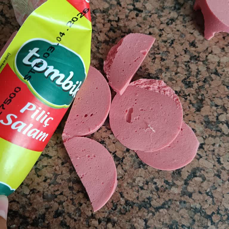 BİM Tombik Marka Salam Şikayeti