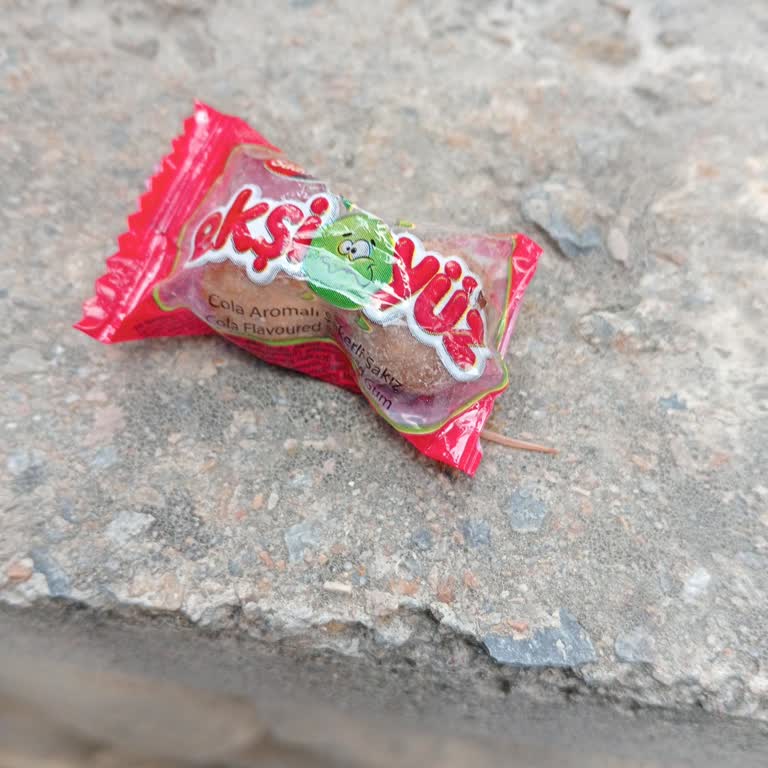 Saadet Gıda Hatalı Sakız