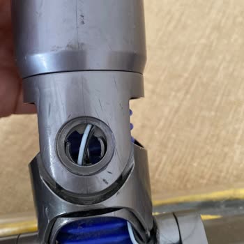 Garanti Süresi Sonrası Dyson V15 Başlık Kırığına Çözüm Sunulmaması