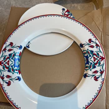 Kırık Ürünler İçin Stokta Var Denmesine Rağmen Parça Gönderilmedi