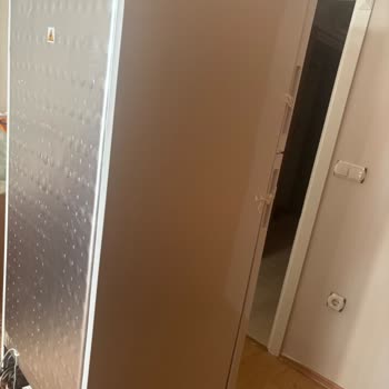 Hasarlı Teslim Edilen Buzdolabı İçin Çözüm Üretilmiyor, Mağduriyetimiz Artıyor