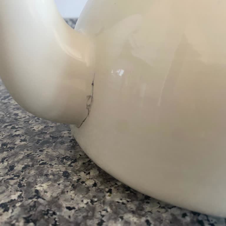 Garanti Kapsamındaki Çaydanlığım Kendi Kendine Çatladı, Değişim Talebim Reddedildi