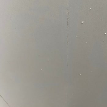 Hasarlı Dolap Teslimatı Ve Kusurlu Kapak Mağduriyeti