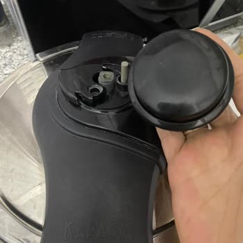 Karaca Düdüklü Tencere Tamiri İçin Gönderildi, İşlem Yapılmadan Geri Gönderildi