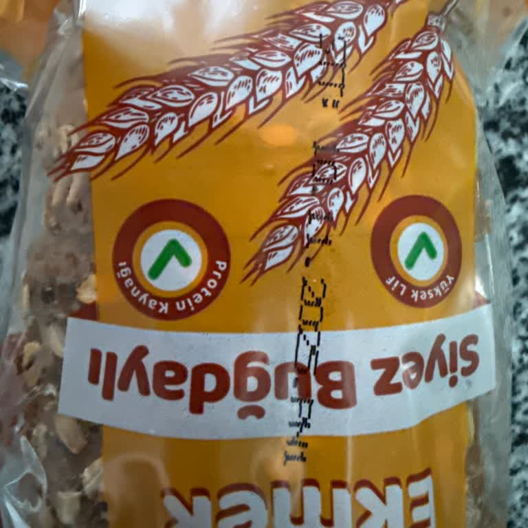 Tarihi Yakın Ekmek Satışı Ve Saygısız Davranış