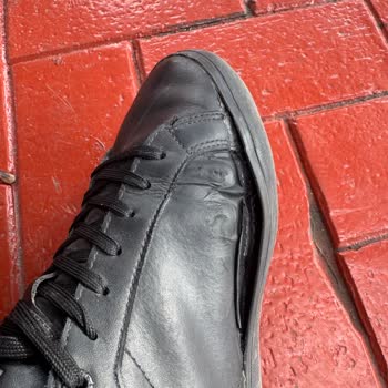 Kısa Sürede Deforme Olan Lacoste Ayakkabı İçin İade Talebime Çözüm Bulunmuyor