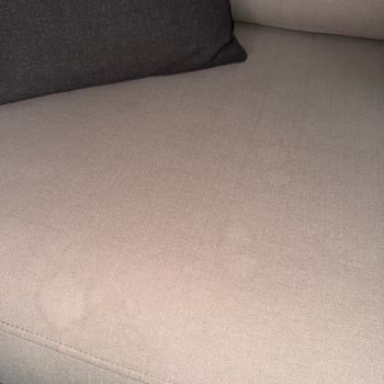 Enza Home Koltuklarda Kalıcı Lekeler Ve Çökme Sorununa Çözüm Bulunmuyor