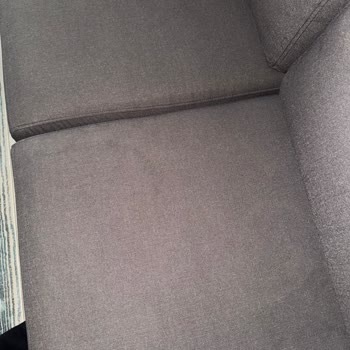 Enza Home Koltuklarda Kalıcı Lekeler Ve Çökme Sorununa Çözüm Bulunmuyor