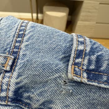 Garanti Kapsamında Olmasına Rağmen Jean Değişimi Yapılmadı