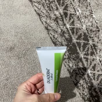 Yoğun Plastik Kokulu Ve Ciltte Yanma Yapan Krem: Orijinallik Ve Sağlık Endişesi