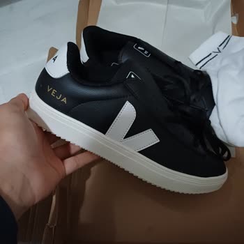 Yanlış Ürün Gönderimi Ve İade Taleplerime Cevap Verilmemesi