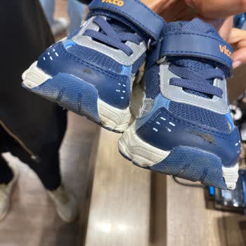 Çocuğumun Ayakkabısı Kısa Sürede Soyuldu, Mağaza Çözüm Sunmadı