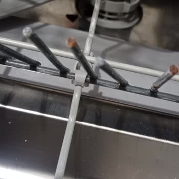 Profilo Bulaşık Makinesi Kısa Sürede Paslandı Bulaşıklarda Pas Lekesi Oluşuyor