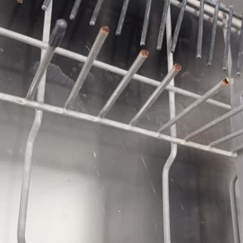 Profilo Bulaşık Makinesi Kısa Sürede Paslandı Bulaşıklarda Pas Lekesi Oluşuyor