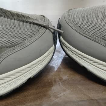 Aynı Noktadan Açılan Ayakkabılara Kullanıcı Hatası Denilmesi Hayal Kırıklığı Yarattı