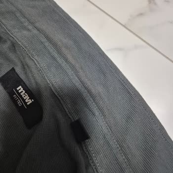 Kısa Sürede Renk Atan Gömlek İçin Olumsuz İnceleme Sonucu Hayal Kırıklığı Yarattı