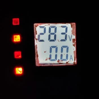 Sürekli Elektrik Dalgalanması Nedeniyle Cihazlarım Arızalandı, Kalıcı Çözüm Ve Zararımın Karşılanmasını Talep Ediyorum