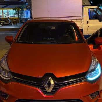 Renault Clio'da Kendiliğinden Yanan Farlar Ve LED Arızası İçin Ücretsiz Çözüm Talebi