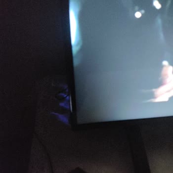 Satın Aldığım Televizyonda Işık Sızması Ve Teknik Servis Sorunu