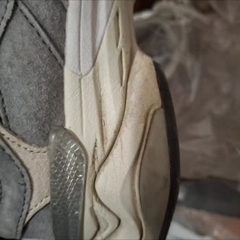 Kısa Sürede Yıpranan Ayakkabı Ve Olumsuz Müşteri Hizmeti Deneyimi