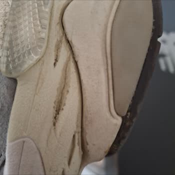 Kısa Sürede Yıpranan Ayakkabı Ve Olumsuz Müşteri Hizmeti Deneyimi